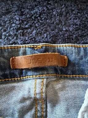 Joe's Jeans women’s Distressed Slim Straight Denim Jeans Size W31